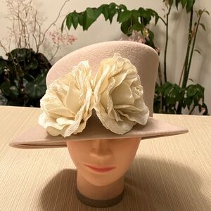 Elegant Cream Floral Women's Hat
